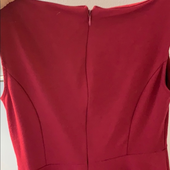 Red dress - Picture 4 of 4